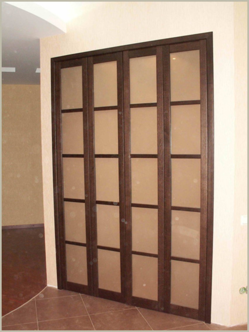 Двери гармошка с матовым стеклом и накладными разделителями Шымкент