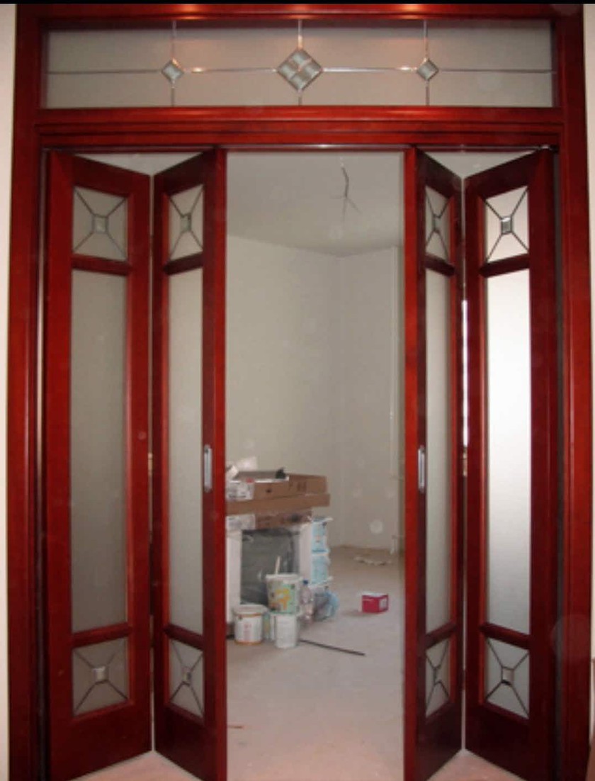 Дверь гармошка с декоративными стеклянными вставками Шымкент